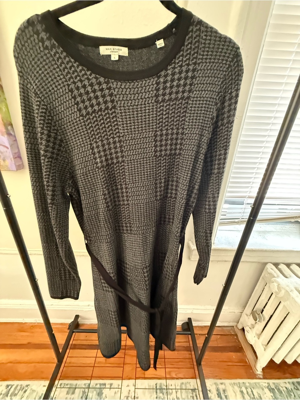 Max Studio Black & Gray Houndstooth Crewneck Sweater Dress